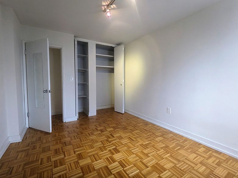 402 1251 Cardero Street