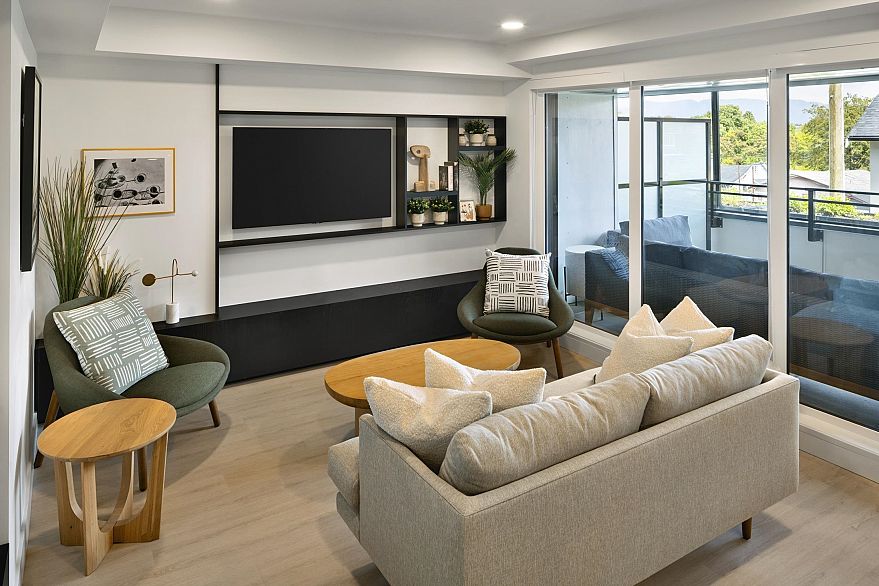 311 2419 Grant Street