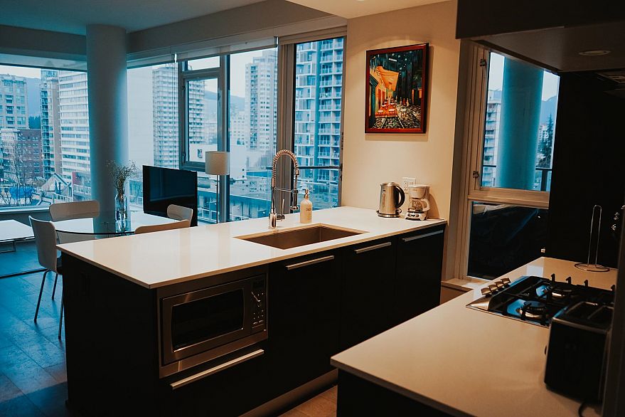 701 1221 BIDWELL STREET, Vancouver BC V6G 2K7