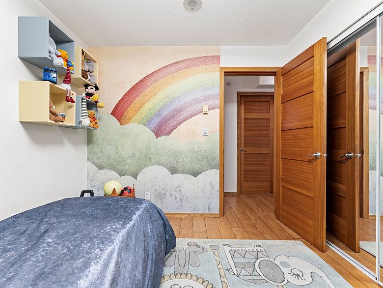 306 1328 W Pender Street