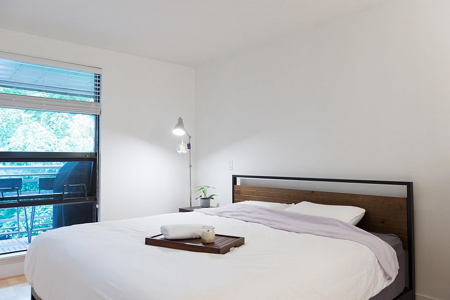 206 2137 W 10th Avenue