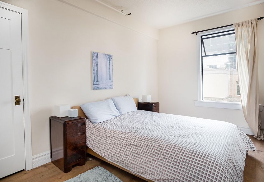 54 777 Burrard Street