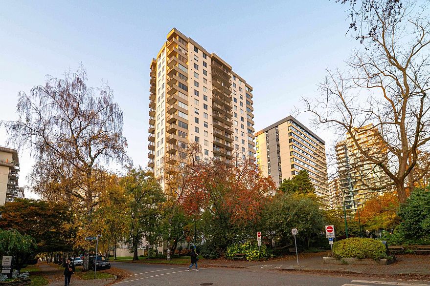 402 1251 Cardero Street