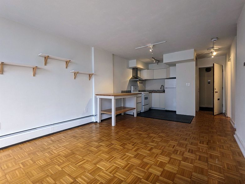 402 1251 Cardero Street