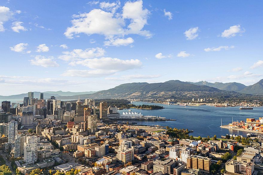 715 221 Union Street