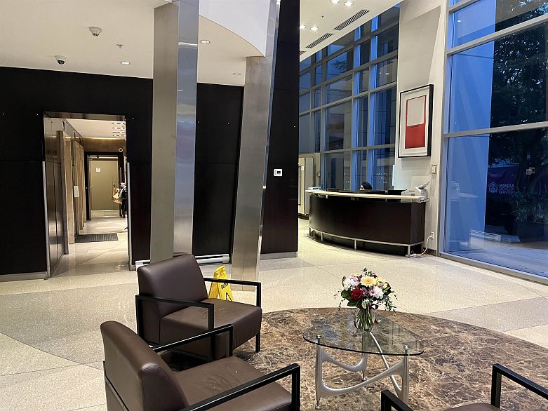 601 1408 Strathmore Mews