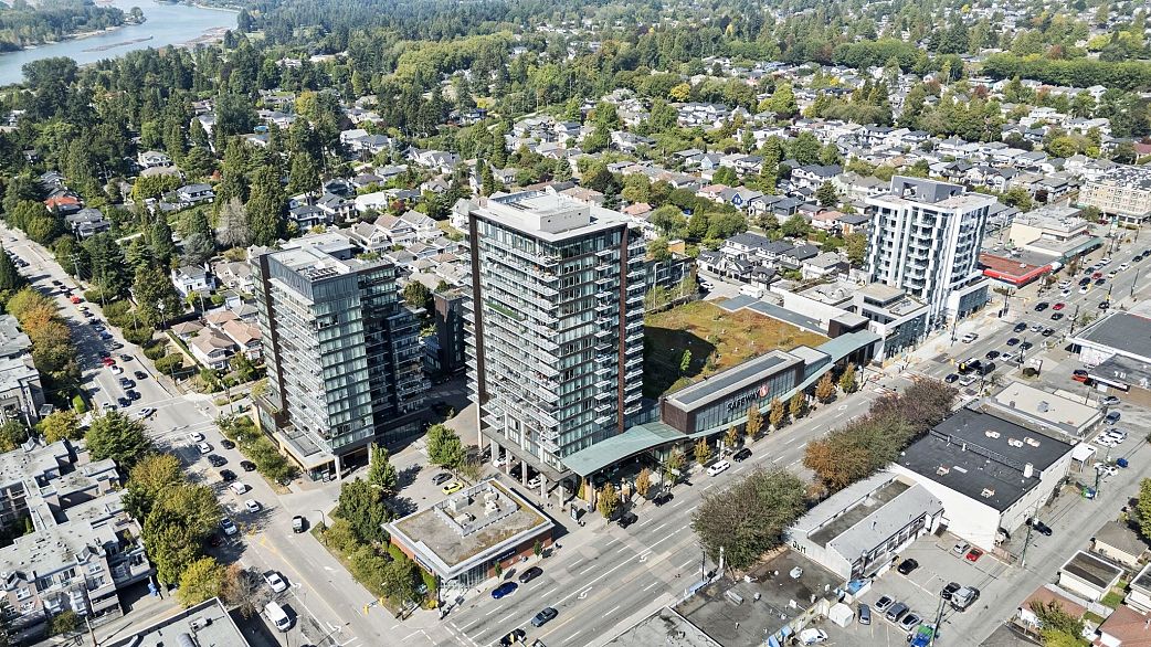 1808 8555 Granville Street