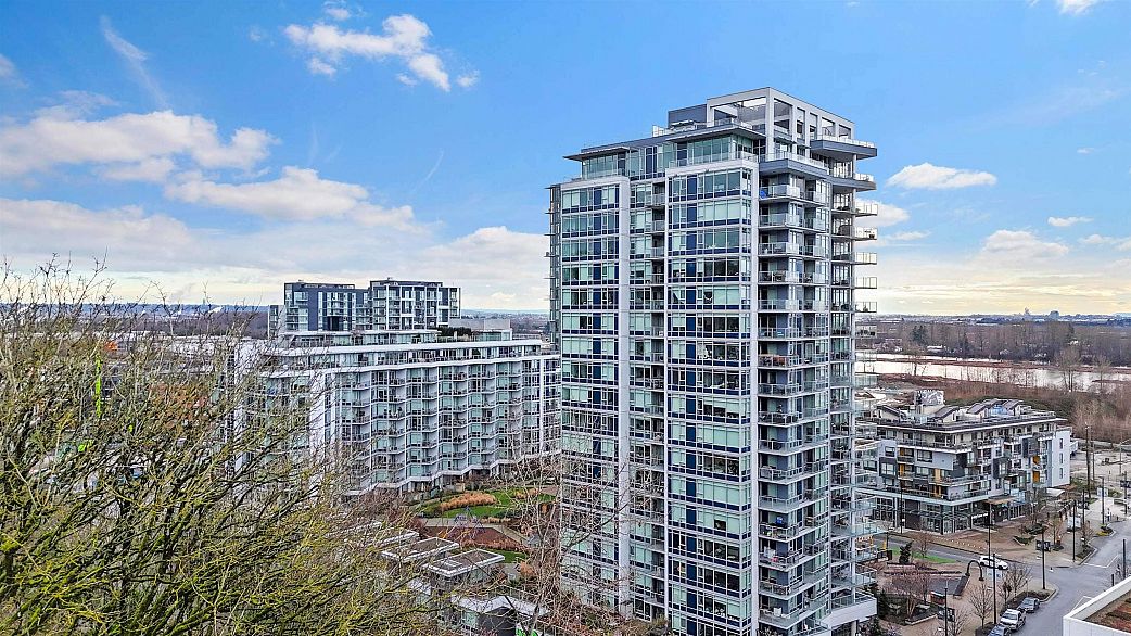 1702 8538 River District Crossing