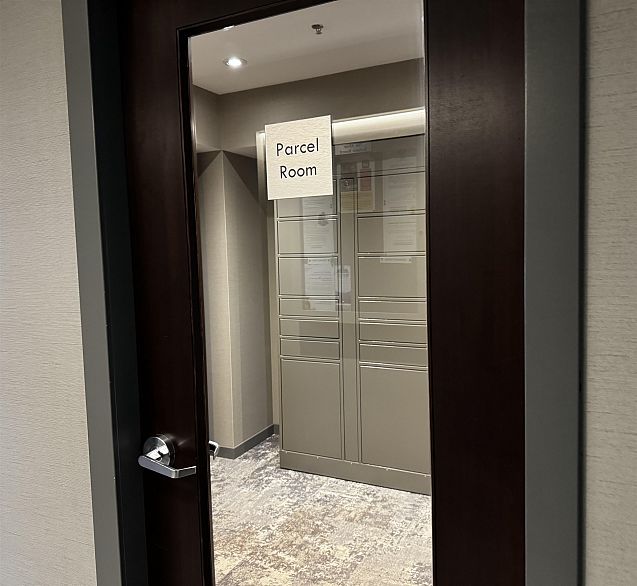 806 1005 Beach Avenue