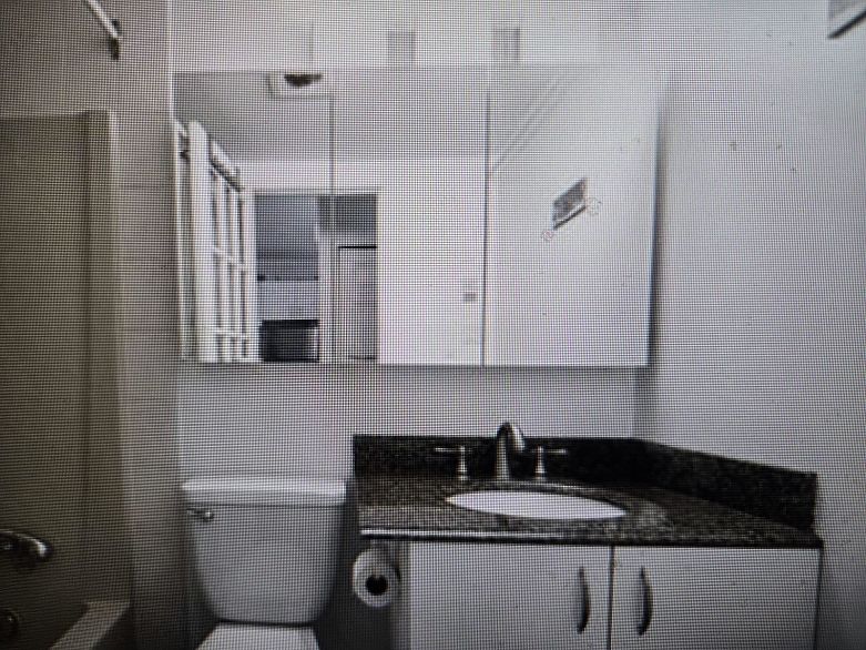 206 2255 Eton Street