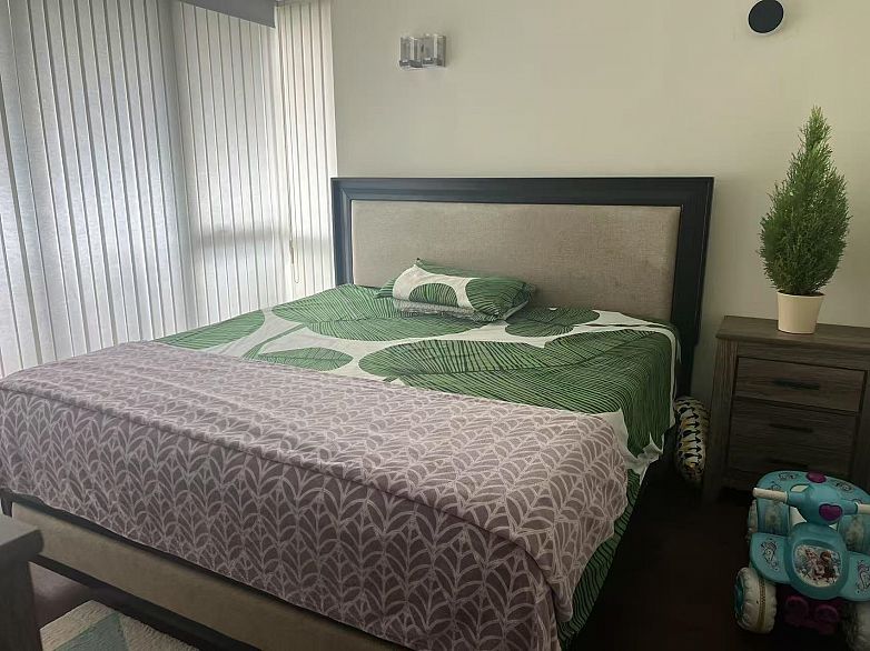 601 1408 Strathmore Mews