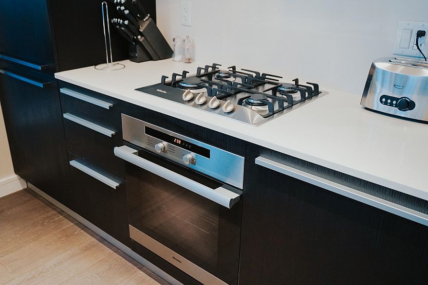 701 1221 BIDWELL STREET, Vancouver BC V6G 2K7