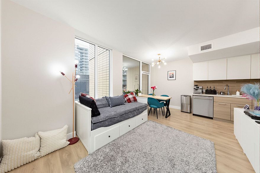 613 3451 Sawmill Crescent