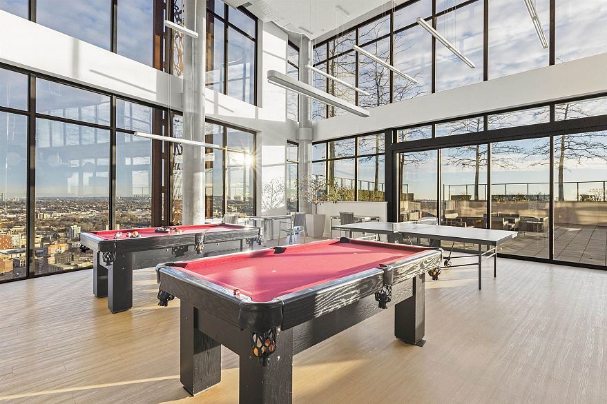 4108 128 W Cordova Street