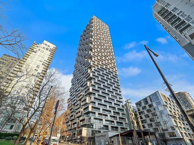 1501 1480 Howe Street