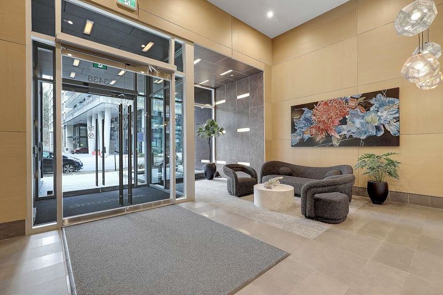 1705 3438 Sawmill Crescent