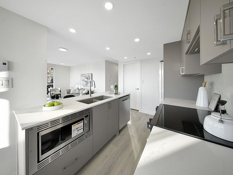 3309 939 Homer Street