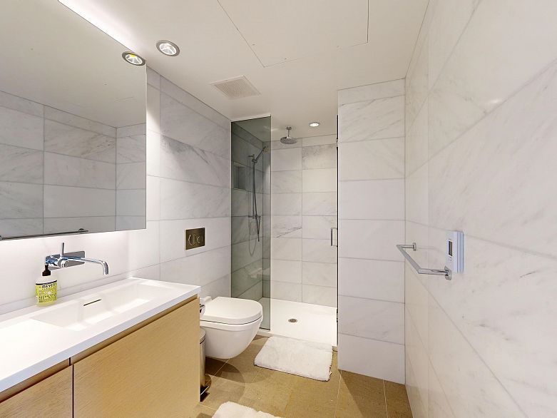 2103 1289 Hornby Street