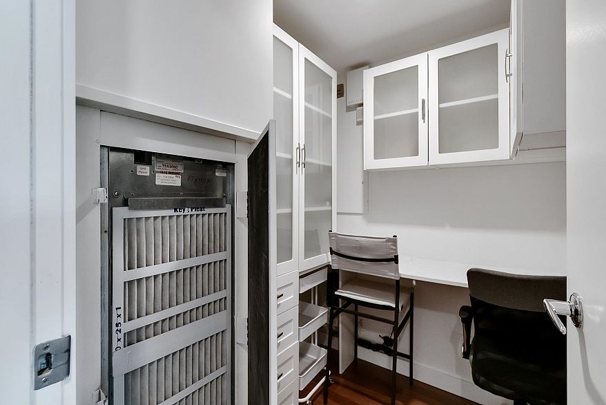 1904 1616 Bayshore Drive