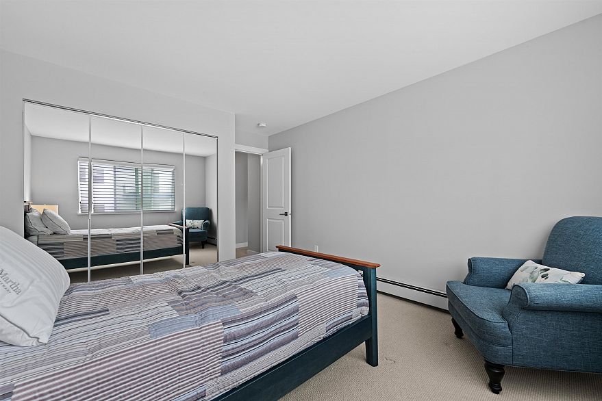 305 8775 Cartier Street