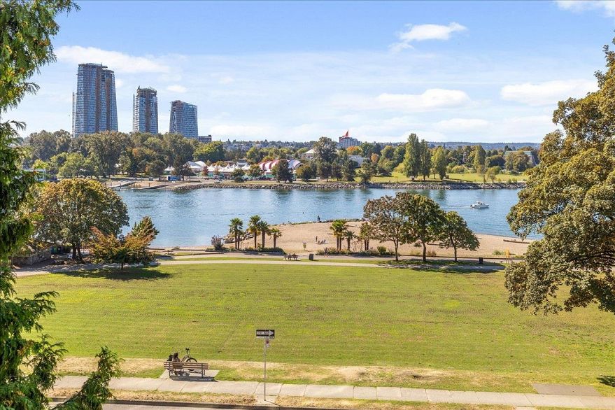 1608 1251 Cardero Street