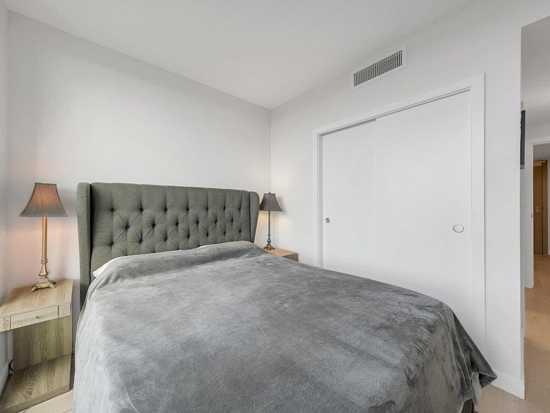 1106 2221 E 30th Avenue