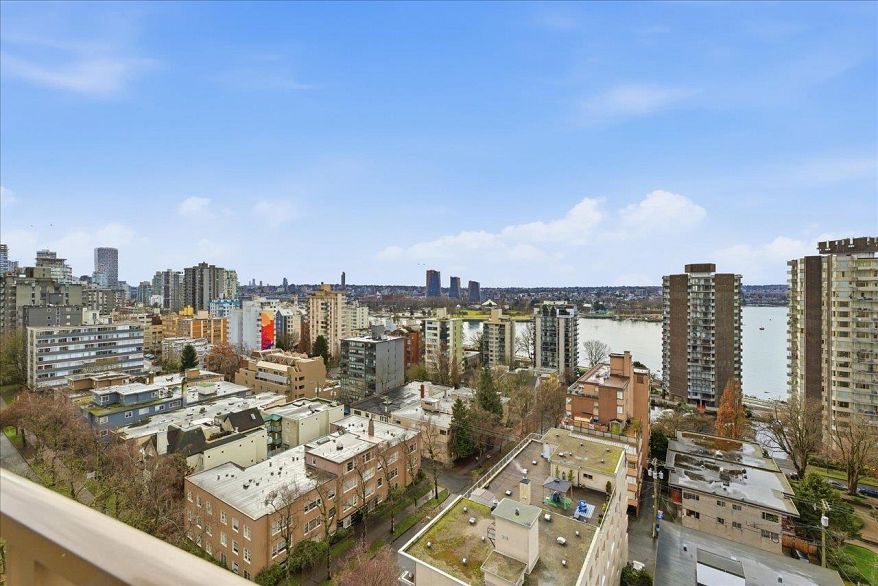 1608 1251 Cardero Street