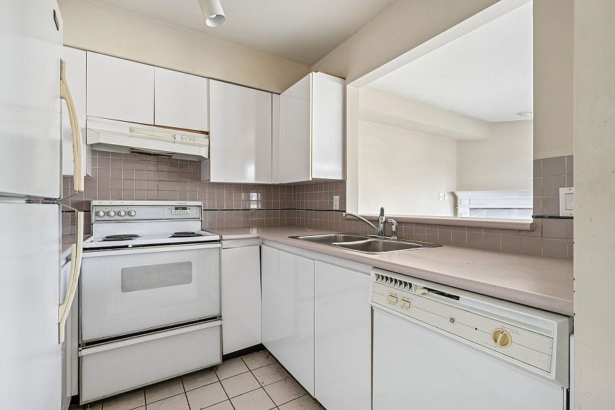 304 1989 W 1st Avenue