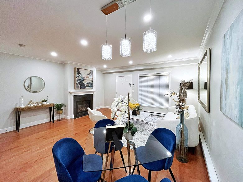 3 1135 Barclay Street