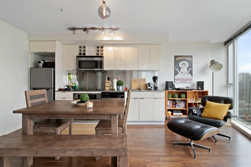 2209 233 ROBSON STREET, Vancouver BC V6B 0E3