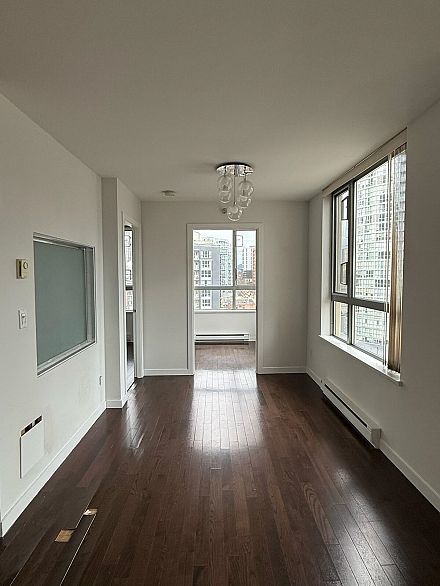 1202 1225 RICHARDS STREET, Vancouver BC V6B 1E6