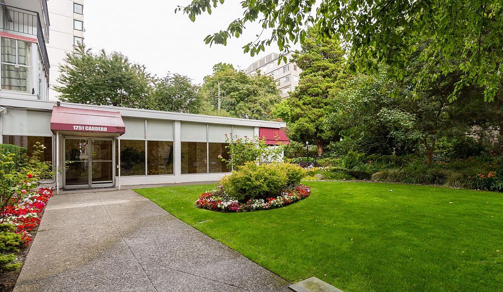 1202 1251 Cardero Street