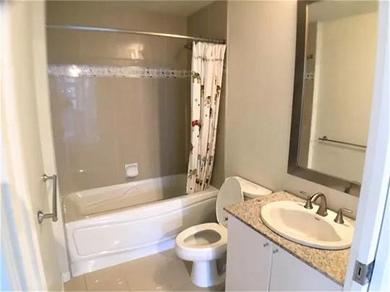 1602 1211 MELVILLE STREET, Vancouver BC V6E 0A7