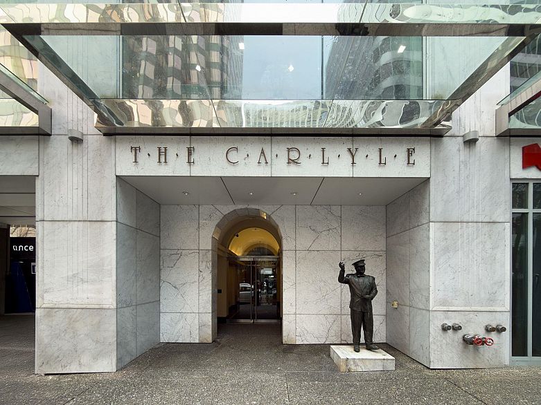 1108 1060 Alberni Street