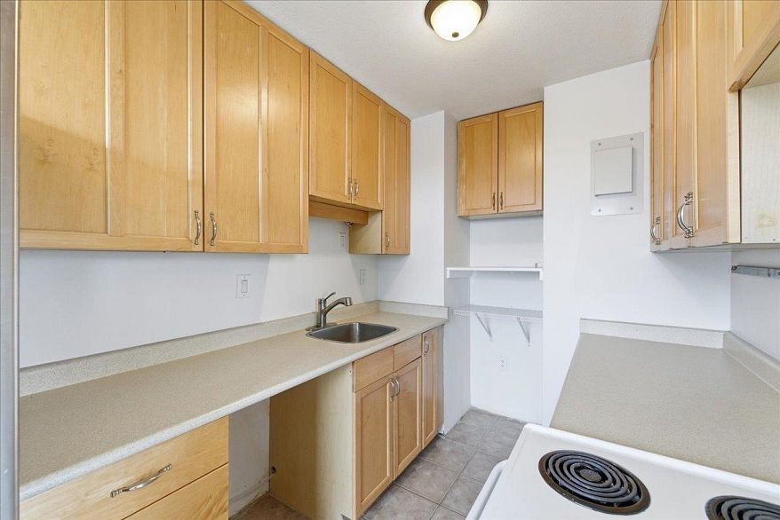 1608 1251 Cardero Street