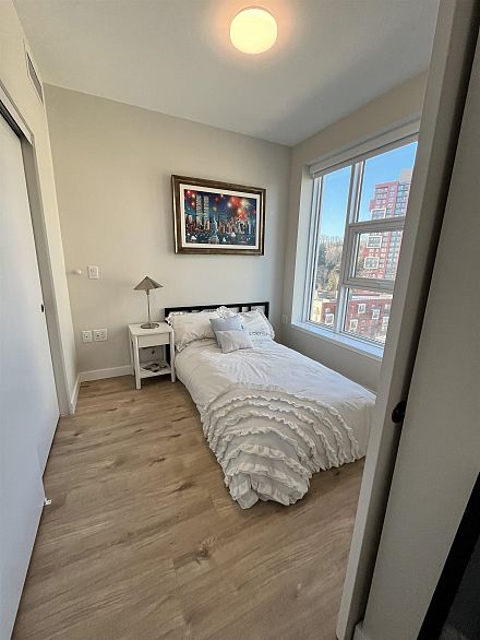 1205 3430 E Kent Avenue South