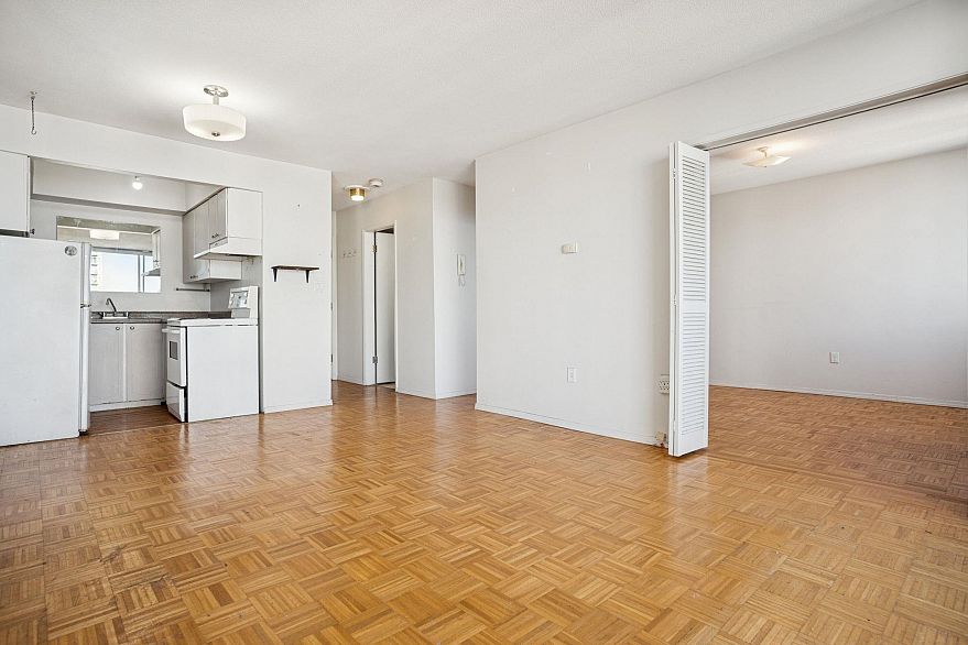 1202 1251 Cardero Street