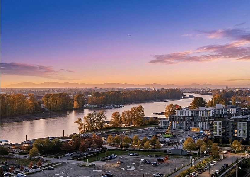 1705 3438 Sawmill Crescent