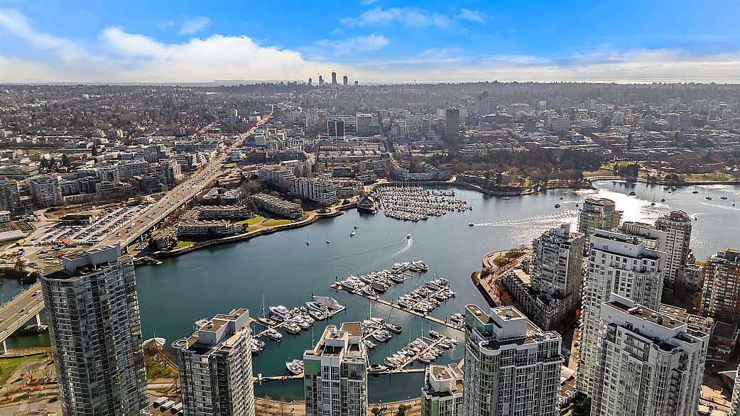 2809 1008 Cambie Street