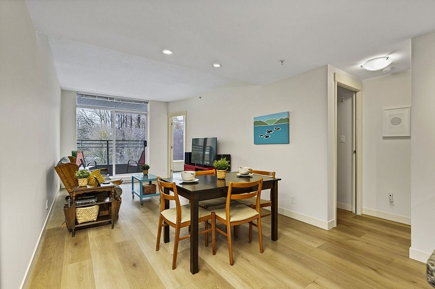 413 2520 Manitoba Street