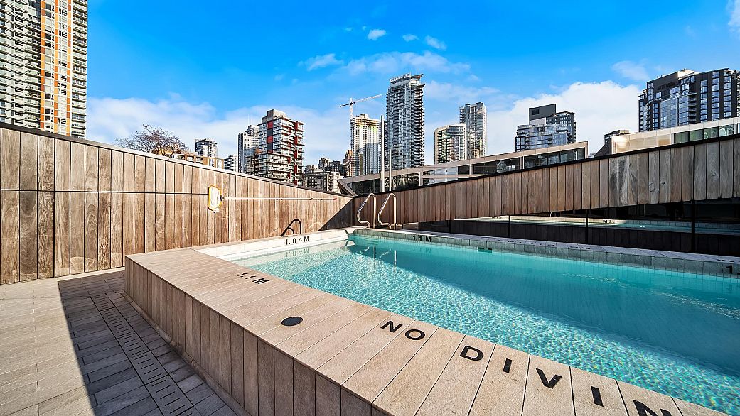 1501 1480 Howe Street