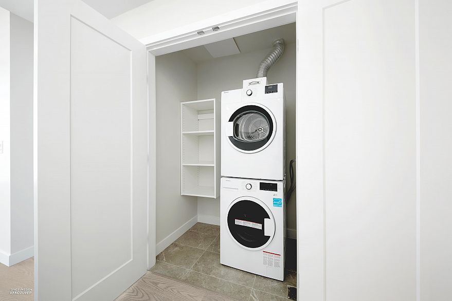 911 6138 Birney Avenue