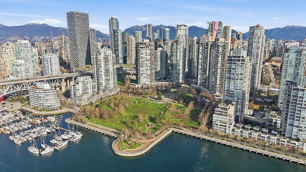 3206 1495 Richards Street