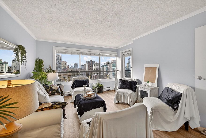 1108 1060 Alberni Street