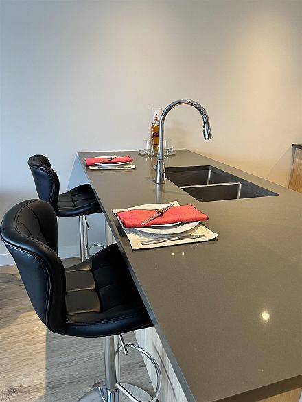 1205 3430 E Kent Avenue South