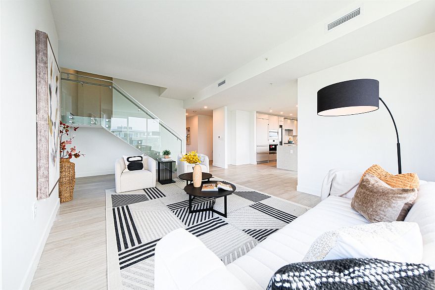 602 7638 Cambie Street