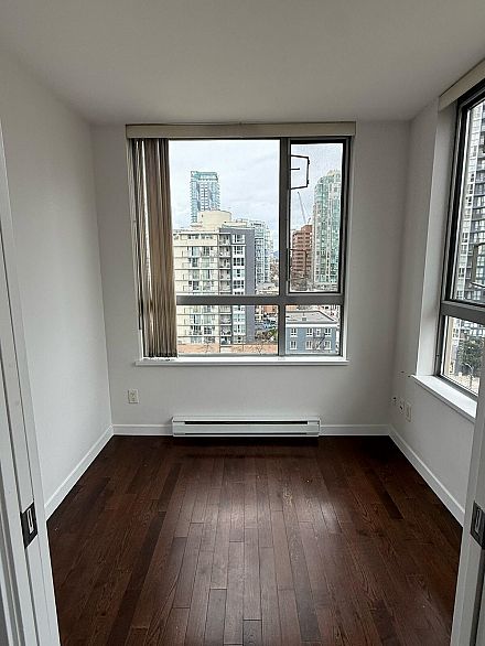 1202 1225 RICHARDS STREET, Vancouver BC V6B 1E6