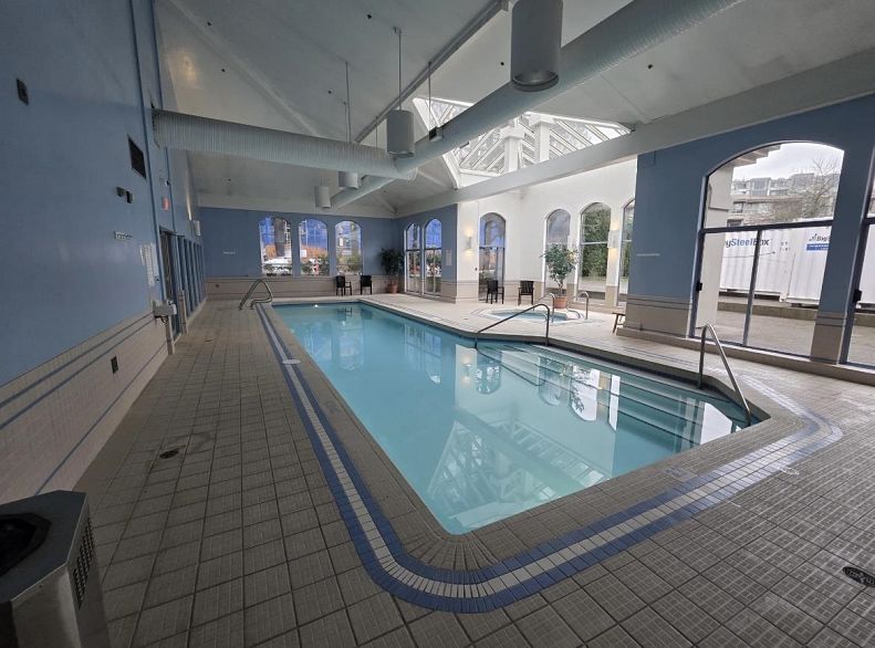 118 1869 Spyglass Place