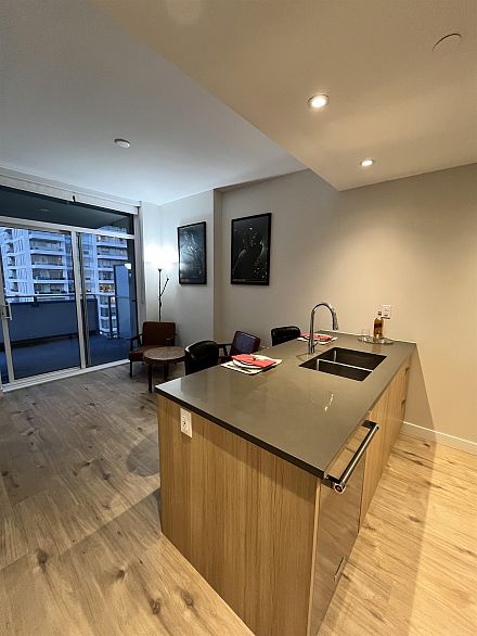 1205 3430 E Kent Avenue South