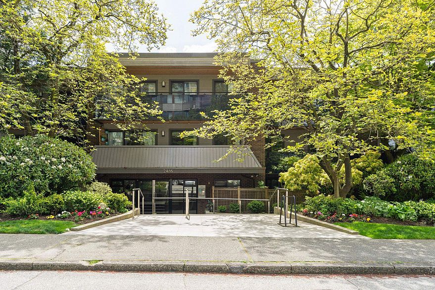 310 2416 West 3rd Avenue